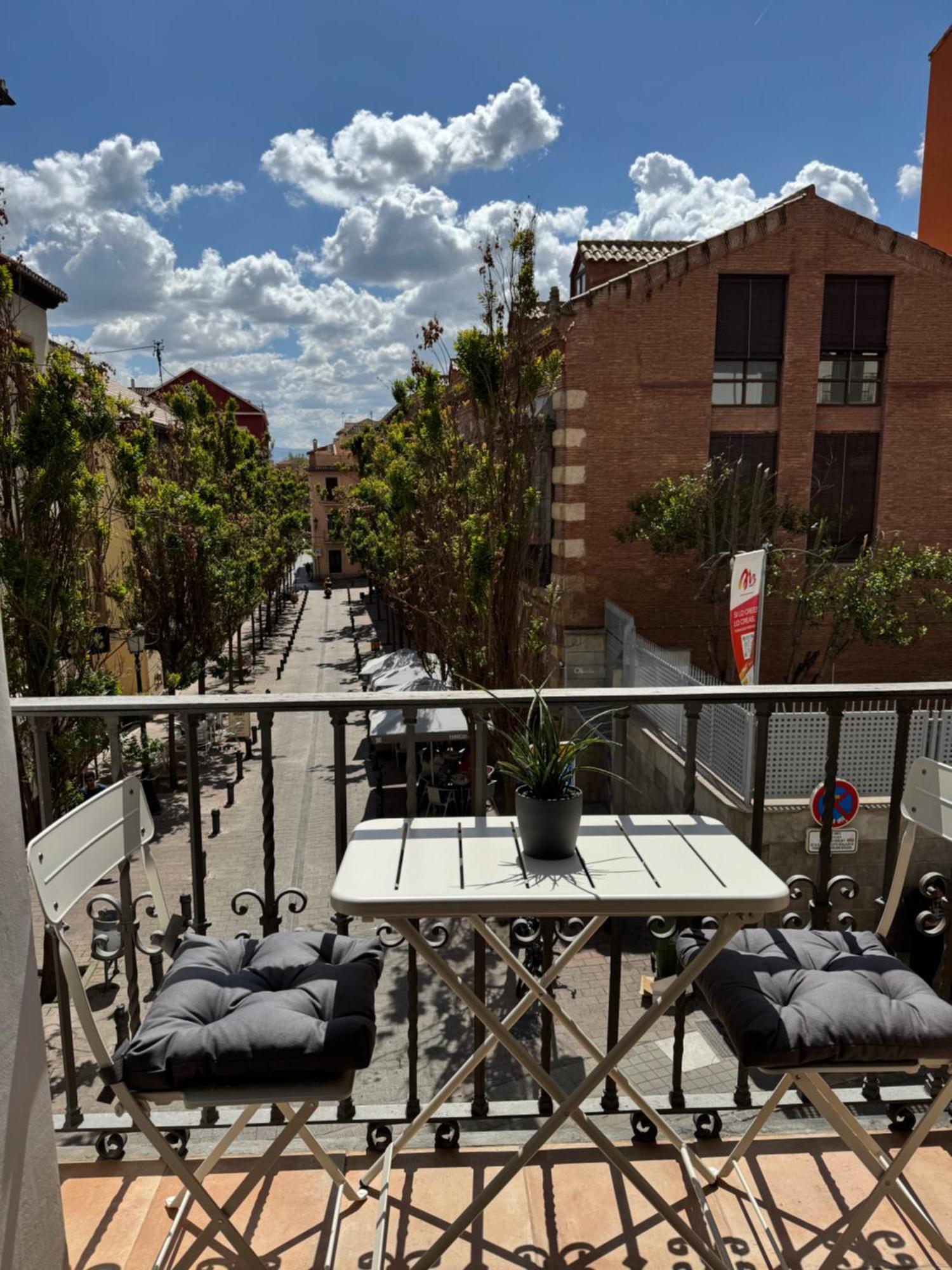 Santa Escolastica En Pleno Centro De Granada Dış mekan fotoğraf
